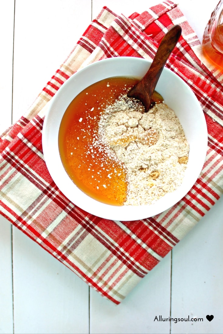 Honey Oatmeal Face Scrub