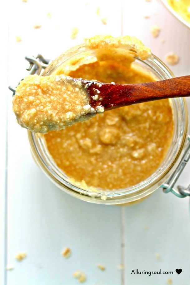 Healing Honey Oatmeal Face Scrub