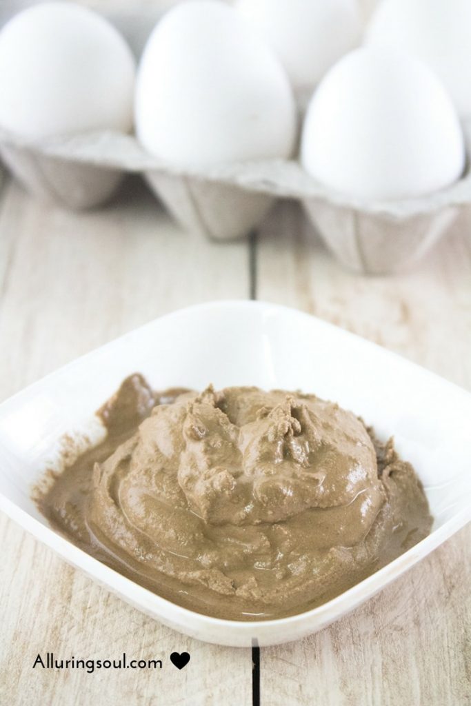 Pore Minimizer Baking Soda And Egg Face Mask