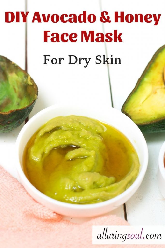 3 DIY Avocado Face Mask For Dry, Aging & Dull Skin