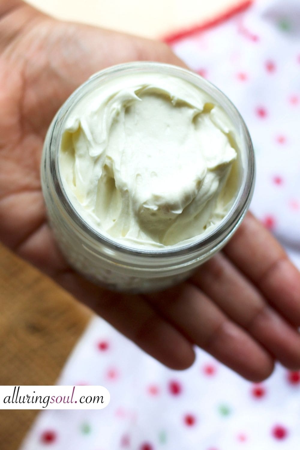 DIY Mattifying Rosehip Oil Face Moisturizer For Aging Skin (Non-greasy)