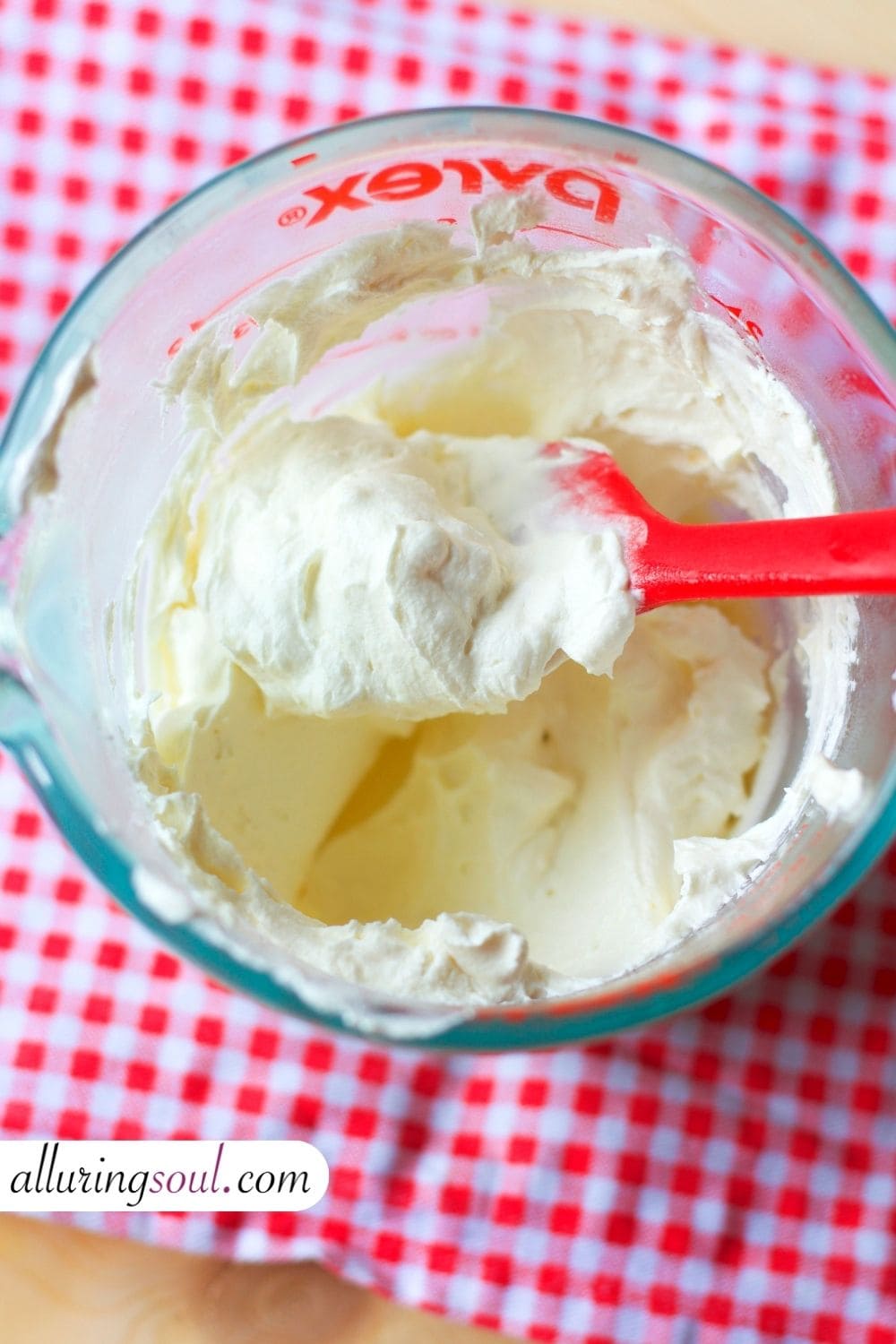 DIY Lavender and Chamomile Face Moisturizer for Sensitive & Dry Skin