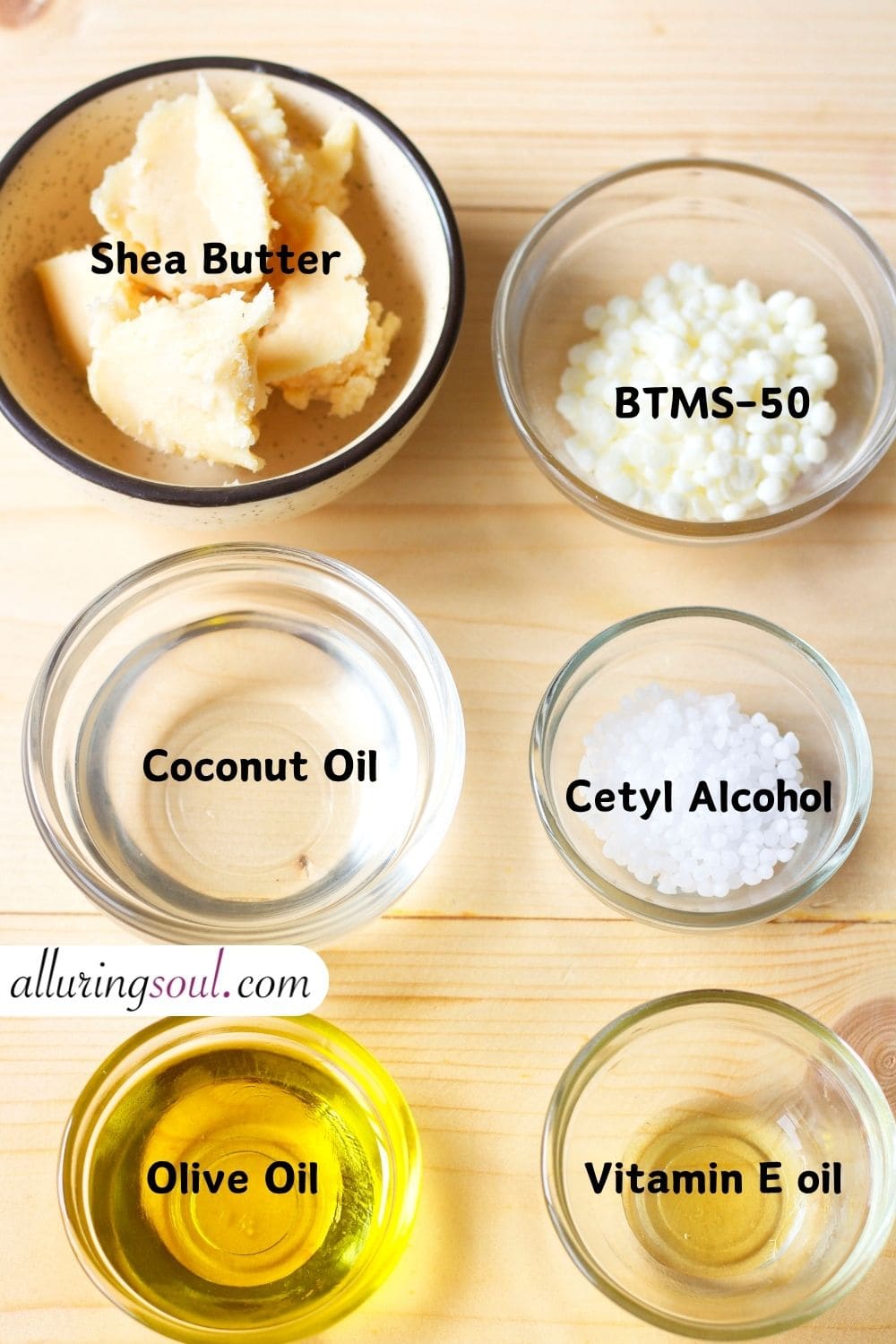 DIY Shea Butter Leave-In Hair Conditioner for Dry & Frizzy Hair (Non-Greasy Recipe)