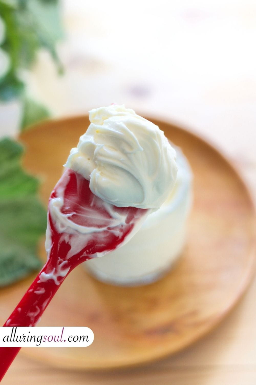 DIY Castor Oil And Vitamin E oil Face Cream For Wrinkles