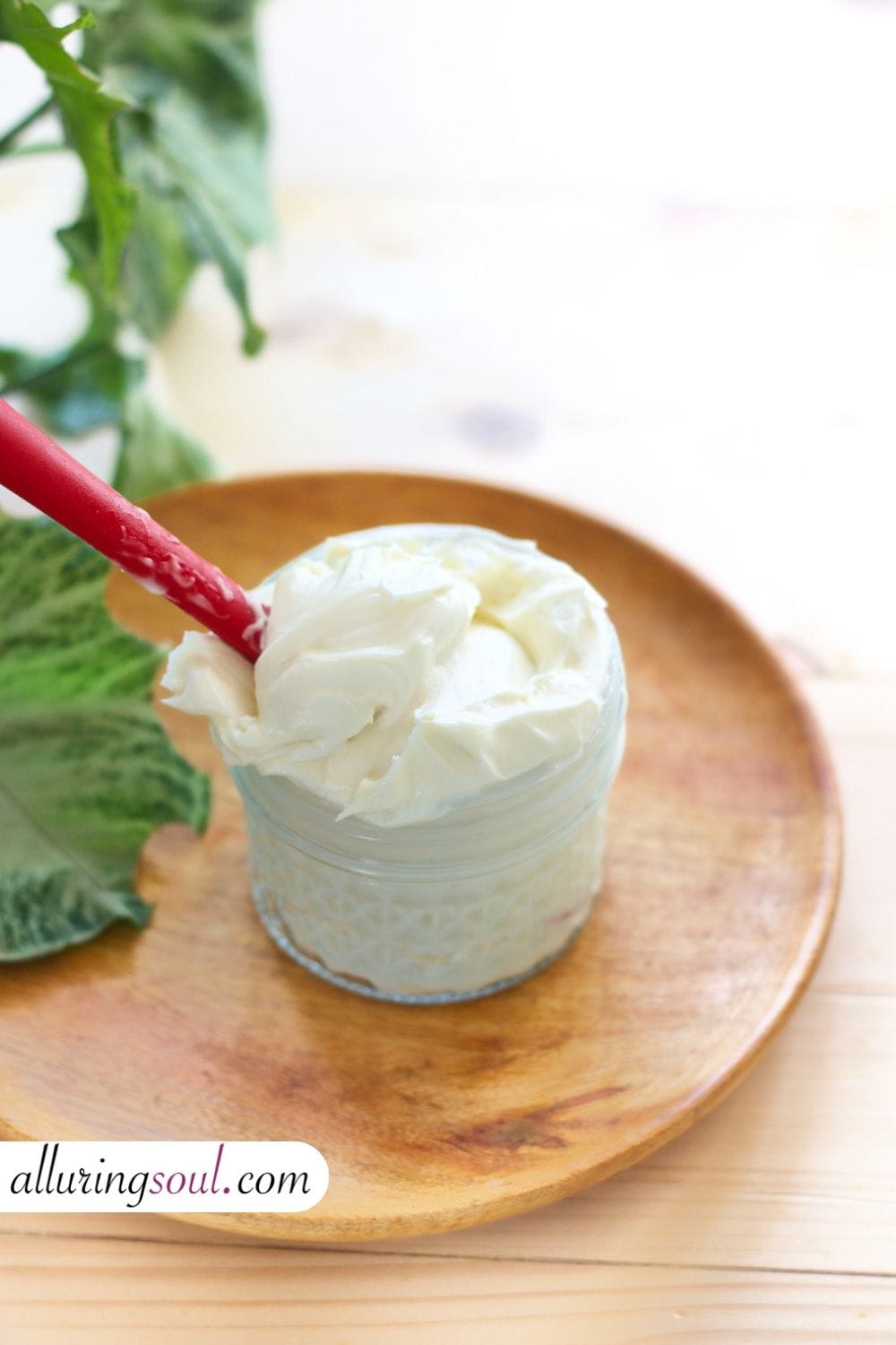 DIY Castor Oil And Vitamin E oil Face Cream For Wrinkles