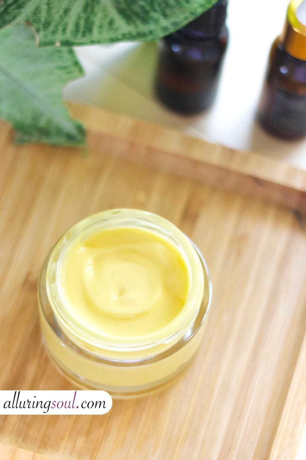 DIY Rosehip & Sea Buckthorn Oil Mattifying Face Cream For Aging Skin
